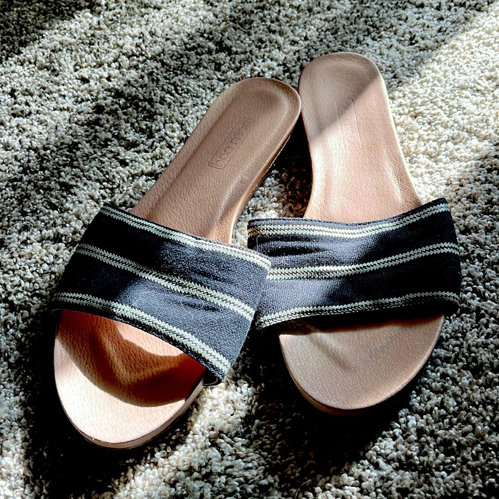 Hari Mari black and white canvas striped women’s slides